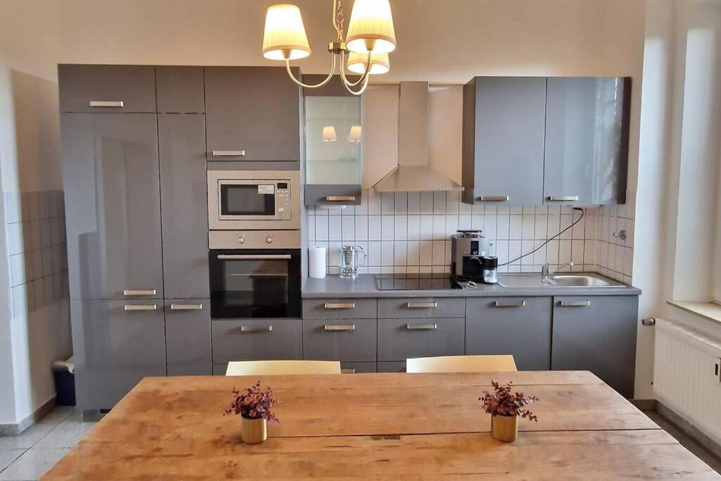 Luna City-Apartment 80Qm 2 Zimmer 2 Baeder 20Km Messe Airport كريفيلد المظهر الخارجي الصورة